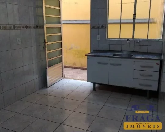 Imagem CASA C/ 175 M² / 02 QUARTOS SENDO 01 SUÍTE / 02 VAGAS