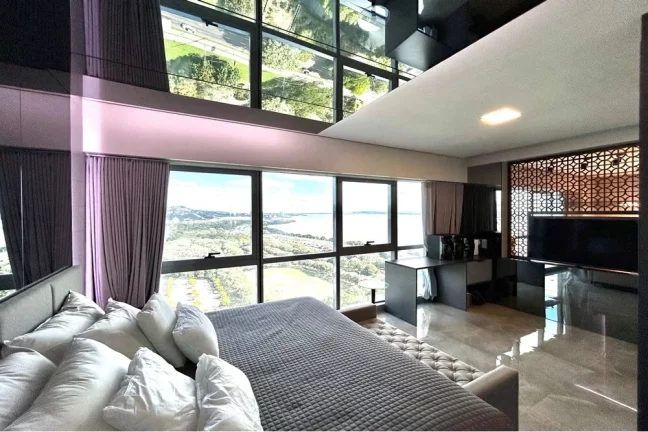 Imagem Apartamento à venda em Porto Alegre, Menino Deus, com 1 quarto, 73m2