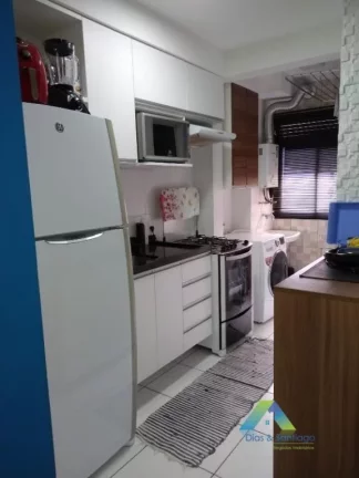 Imagem Lindo apartamento todo reformado decorado com 3 dormitórios e ótima localização
