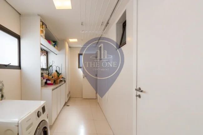 Imagem Cobertura de Luxo em Moema, São Paulo - 3 Quartos, 3 Suítes, 2 Salas, 6 Banheiros, 4 Vagas, 389m² de Área