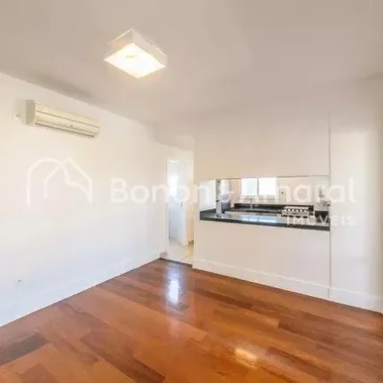 Imagem Apartamento com 92 m² e 2 quartos, no Cambuí - Campinas/SP
