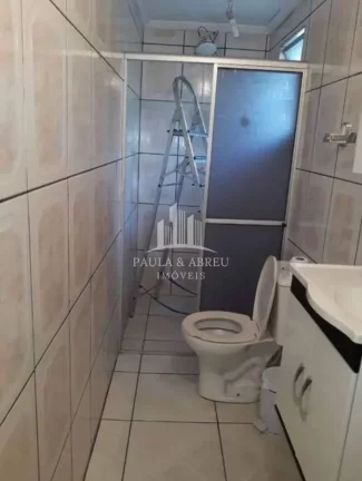 Imagem São 3 Casas, uma de 6 Cômodos + 2 Casas de 2 Cômodos, 2 Vagas, Escritura no Vila Assis, Mauá-SP