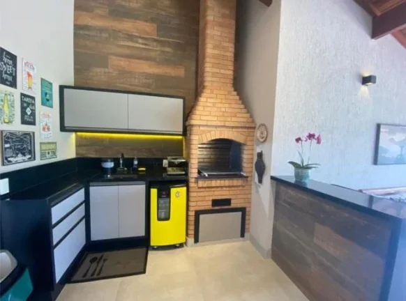 Imagem Residência de Luxo em Condomínio Exclusivo