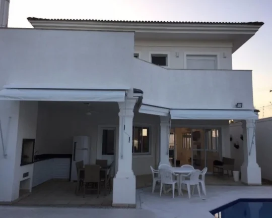 Imagem Imperdível oportunidade de casa para venda ou locação em Guarujá-SP, no Balneário Praia do Pernambuco: 4 quartos, 4 suítes, 2 salas, 4 banheiros, 2 vagas de garagem, 300m². Aproveite!