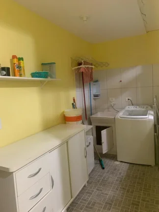 Foto do imóvel: Imóvel à Venda em Itapoá-SC, Bairro Itapema do Norte - Prédio com 03 Apartamentos Mobiliados