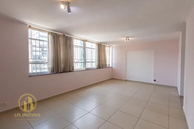 Imagem Apartamento para Venda ou Locação, 2 dormitórios com 1 suíte, 1 vaga. Itaim Bibi