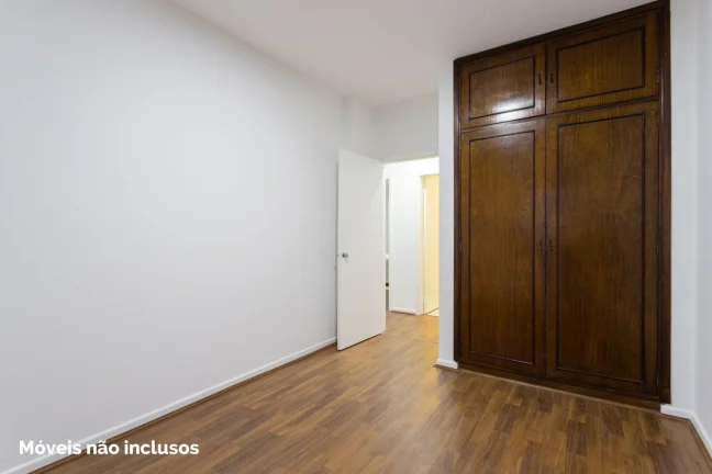 Imagem Apartamento 129M² Reformado, 3Q, 1 Suíte, 2 Banheiros, 1 Vaga, Varanda, Portaria 24h, Sol da Tarde.