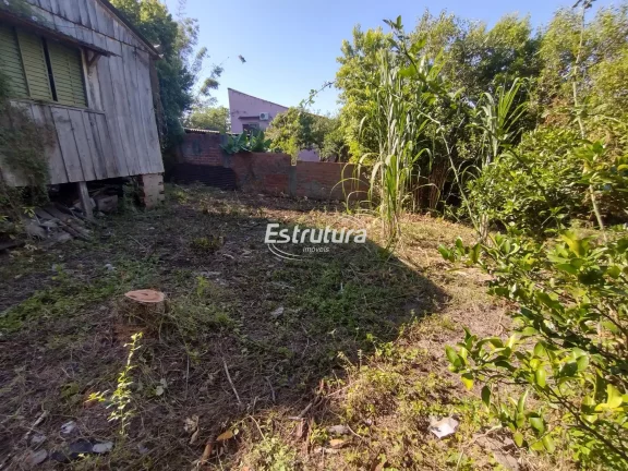 Excelente terreno ao lado de avenida principal da cidade com 1000 m² .