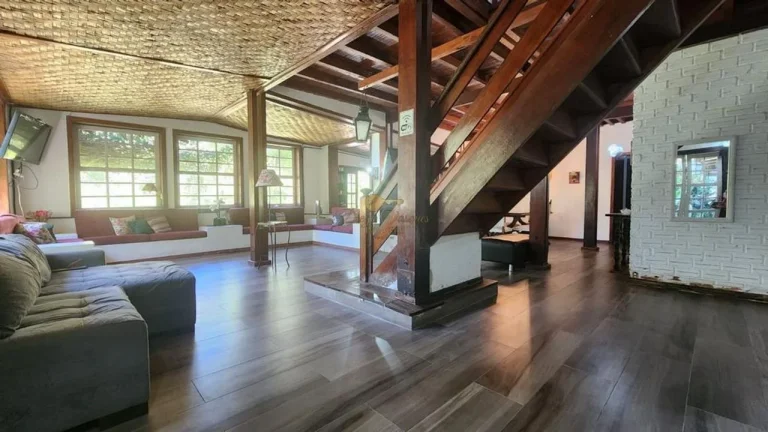 Imagem Casa para Venda em Teresópolis / RJ no bairro Albuquerque