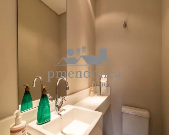 Imagem Apartamento Maravilhoso em Perdizes com vista livre para o Pacaembu, 235m².
