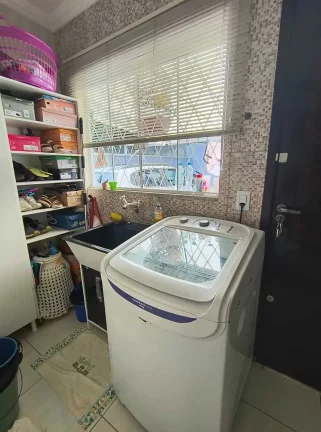 Imagem Casa com 2 dormitórios e 2 vagas de garagem - João Costa | Joinville/SC