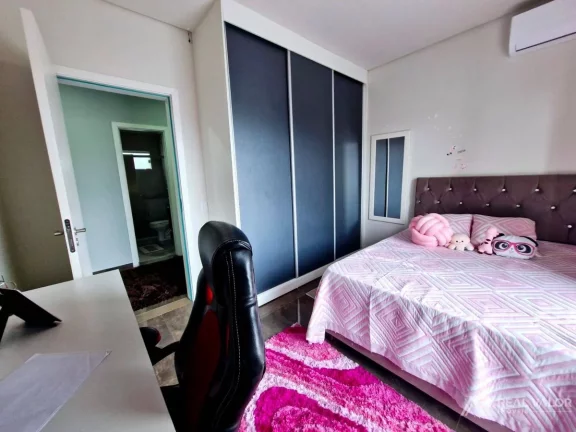 Imagem Triplex de Alto Padrão para Locação no Bairro Eucaliptos em Fazenda Rio Grande PR