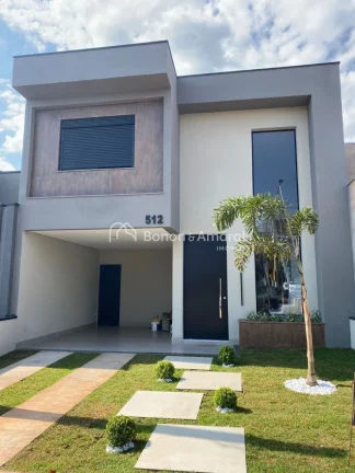 Imagem Localizada a apenas 2 km do centro de Paulínia e a 20 minutos de Campinas, esta casa oferece a comb...