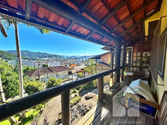 Imagem Casa ampla no Itacorubi, Florianópolis
