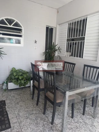 Imagem Sobrado à Venda no Parque Alto do Rio Bonito, SP - 4 Dorms, 680mil