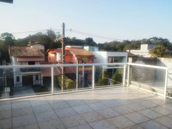 Imagem Casa com 4 Suítes e Área Gourmet em Condomínio Arborizado