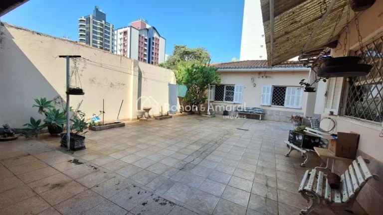 Imagem Casa a venda na Vila Itapura em Campinas!!

Imovel muito bem localizado no bairro a uma quadra da Av...