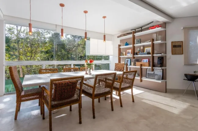 Imagem Casas em Aldeia da Serra 500m²