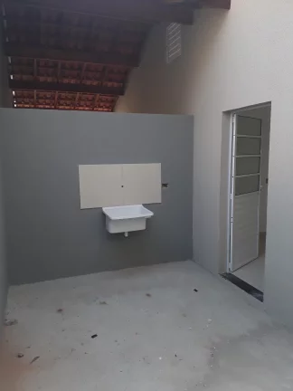 Imagem Oportunidade Casa 2 Dorms - Zona Leste