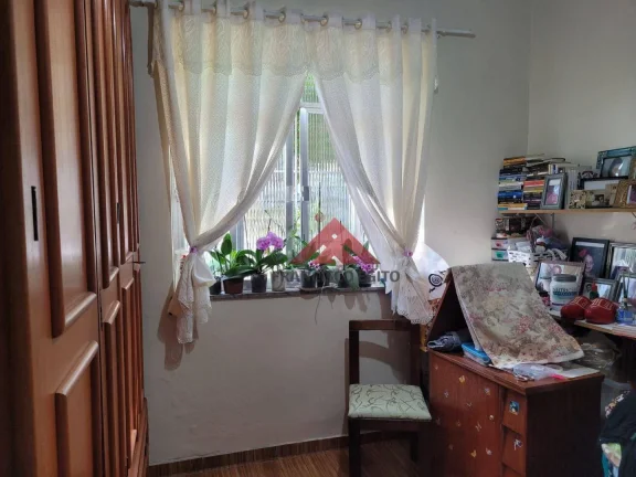 Imagem Amplo apartamento térreo com 3 quartos no Bairro Chic