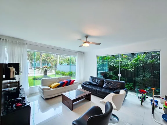 Imagem Impecável Residência de Luxo na Riviera de São Lourenço Módulo 30: 5 Quartos, 5 Suítes, 3 Salas, 6 Vagas, 480m² - Bertioga-SP!