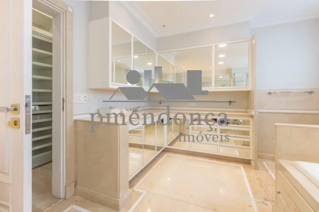 Imagem Apartamento Alto Padrão na Rua Curitiba com 4 suítes e 6 vagas, 532m²