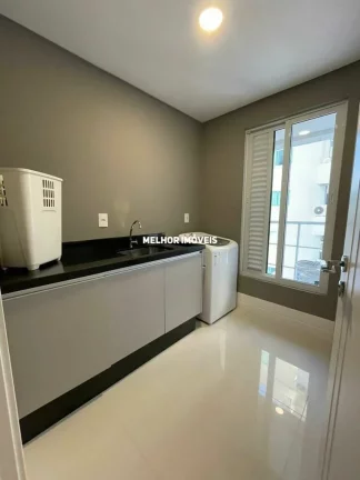 Imagem Apartamento à venda mobiliado, decorado 2º Quadra Mar em Balneário Camboriú