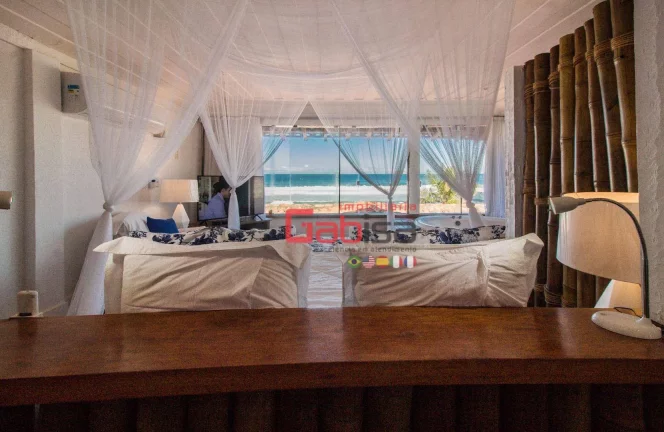 Imagem Luxuosa Mansão Pé na Areia na Praia de Geribá