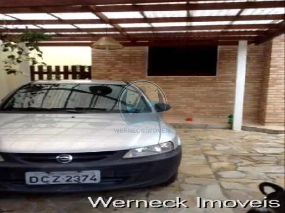 Imagem Casa de Luxo no Centro de Ubatuba-SP: 4 Quartos, 4 Suítes, 2 Salas, 6 Banheiros, 4 Vagas de Garagem, 339m² de Área