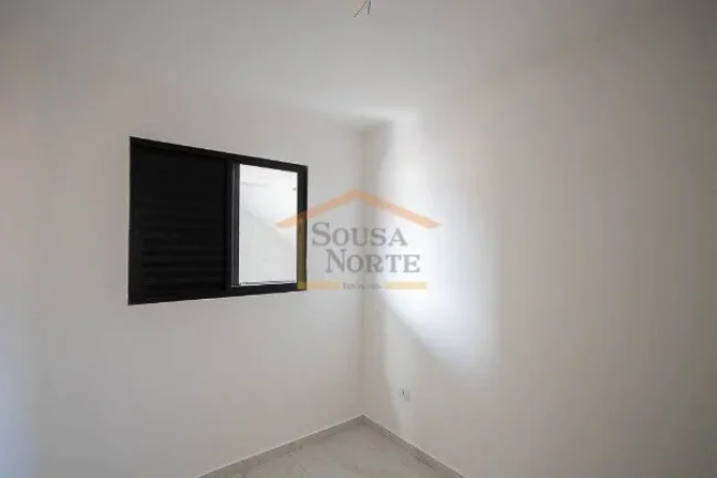 Imagem Apartamento com 35m², dispõe de 2 dormitórios, 1 banheiro, sala dois ambientes, cozinha com gabin...