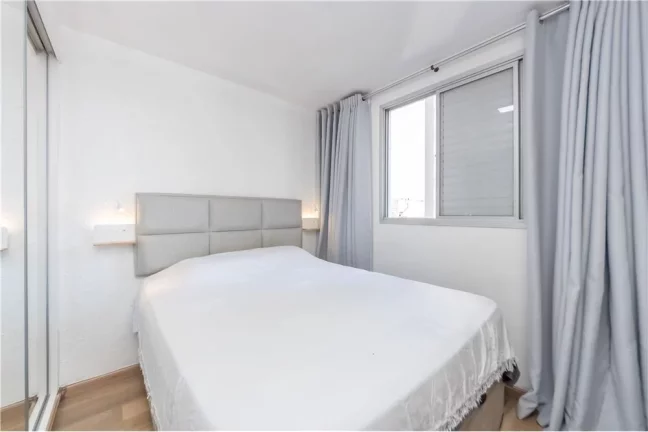 Imagem OPORTUNIDADE - Apto com 3 Dorms à venda no Pq Continental