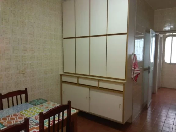 Imagem PITANGUEIRAS- CALÇADÃO , AMPLO APARTAMENTO COM VAGA DE GARAGEM NO PRÉDIO.