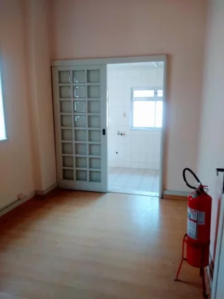 Imagem Casa à venda em Porto Alegre, Farroupilha, com 4 quartos, 102m2