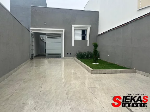 Imagem Impecável casa para locação em São Paulo-SP, bairro Jardim Vila Formosa: 2 quartos, 1 sala, 1 banheiro, 4 vagas, 100m²!