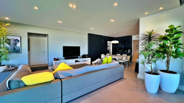 Imagem Apartamento com 4 dormitórios à venda, 217 m por R$ 15.00.000,00 - Riviera