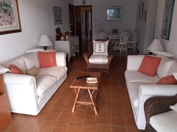 Imagem Pitangueiras. Apto. amplo com 03 dorm. sendo 01 suíte