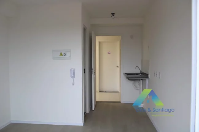 Imagem Lindo apartamento studio novo em localização privilegiada na área nobre e plana da Vila das Mercês próximo de todos os comercios!
