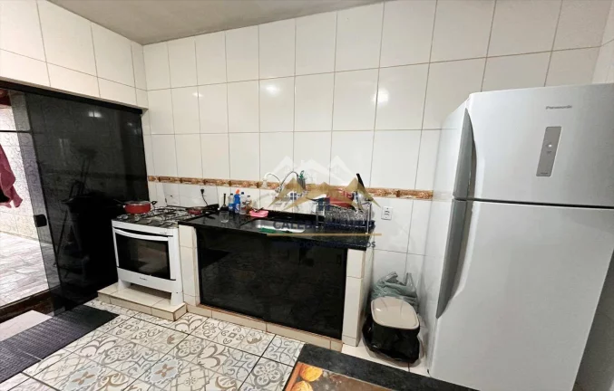 Imagem Sobrado com 2 dormitórios à venda, 212 m² por R$ 295.000,00 - Residencial São Conrado - Tatuí/SP