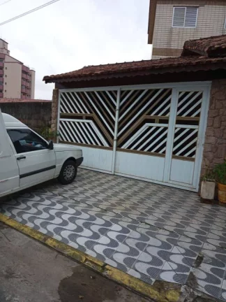 Imagem Casa com 2 dormitórios à venda, 72 m² por R$ 450.000 - Caiçara - Praia Grande/SP