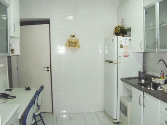 Imagem Local Nobre, Morro do Maluf, Prédio Novo, Lazer, 2 Garagens, Excelente Apartamento,50 Metros da Praia da Enseada ou Pitangueiras.