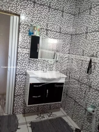 Imagem Casa para Venda em Cajamar, Guaturinho, 1 dormitório, 1 banheiro, 2 vagas
