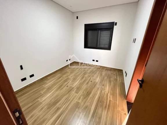 Imagem Casa em Condomínio à venda em Green Valley com 175m² 3 suítes, 4 vagas