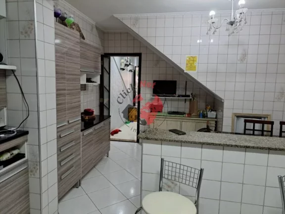 Imagem Sobrado bem localizado no Parque Terra Nova II, no bairro Demarchi, São Bernardo do Campo com 3 dormitórios, sendo 1 suíte, 2 vagas, 191m² m².