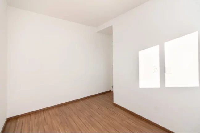Imagem Apartamento, andar alto, sacada e vaga.