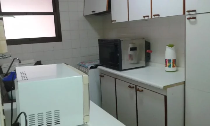 Imagem Flat com 2 dormitórios à venda, 65 m² - Pitangueiras - Guarujá/SP