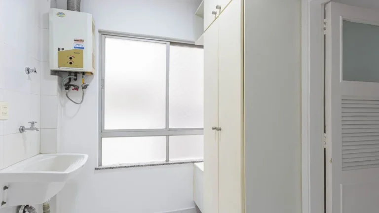 Imagem Apartamento Lagoa - 79M², 2 Dorms, 1 Suíte, 1 Vaga Demarcada, Armários.