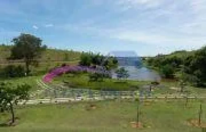 Imagem Excelente terreno no condomínio Riviera Park Residence você pode desfrutar das Casas e Lotes disponíveis.