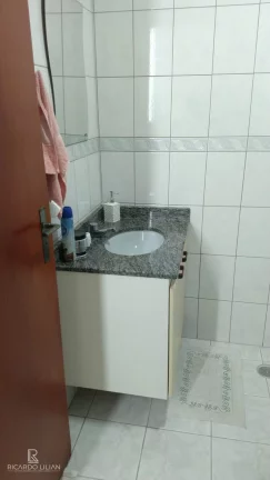 Imagem A VENDA!!! Apartamento com 2 dorms sendo uma suite, duas sacadas e uma vaga no Balneario Tupi.