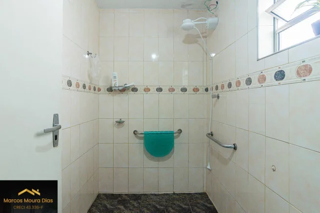 Imagem Casa Sobrado na Vila Dalva com 4 Dormitórios e 2 Vagas de Garagem, Oportunidade
