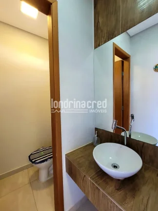 Imagem Excelente Casa no Jardim Coliseu com 3 Dormitórios (1 Suíte), 3 Vagas, 140m² de Construção em Terreno de 203m² – Aceita Financiamento! Aproveite!